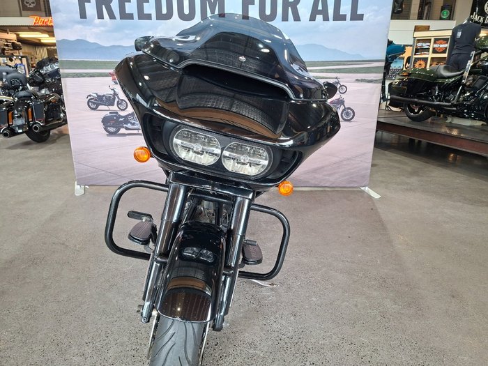 2018 HARLEY-DAVIDSON FLTRXS ROAD GLIDE SPECIAL