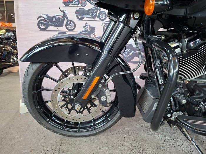 2018 HARLEY-DAVIDSON FLTRXS ROAD GLIDE SPECIAL