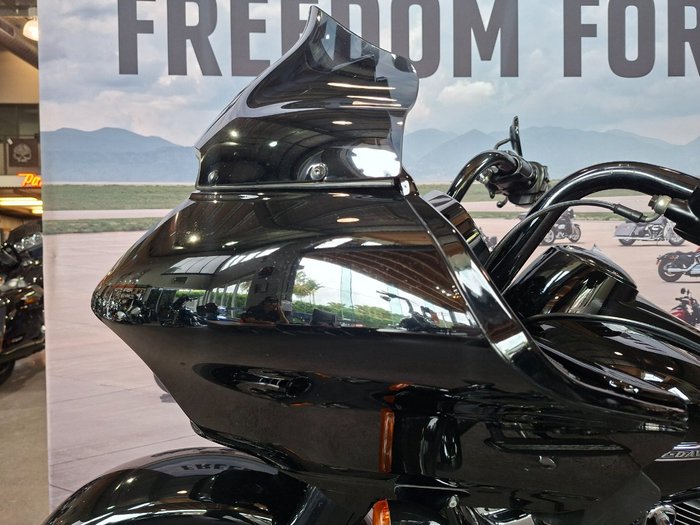 2018 HARLEY-DAVIDSON FLTRXS ROAD GLIDE SPECIAL