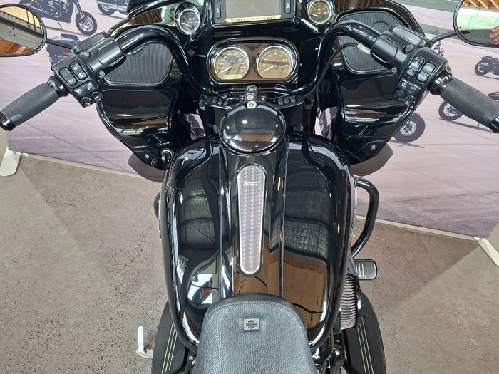 2018 HARLEY-DAVIDSON FLTRXS ROAD GLIDE SPECIAL