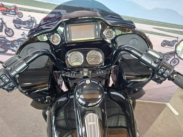 2018 HARLEY-DAVIDSON FLTRXS ROAD GLIDE SPECIAL