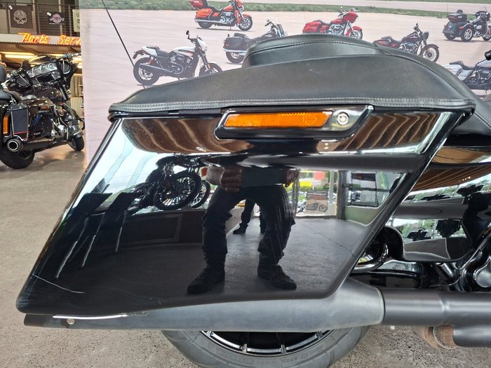 2018 HARLEY-DAVIDSON FLTRXS ROAD GLIDE SPECIAL