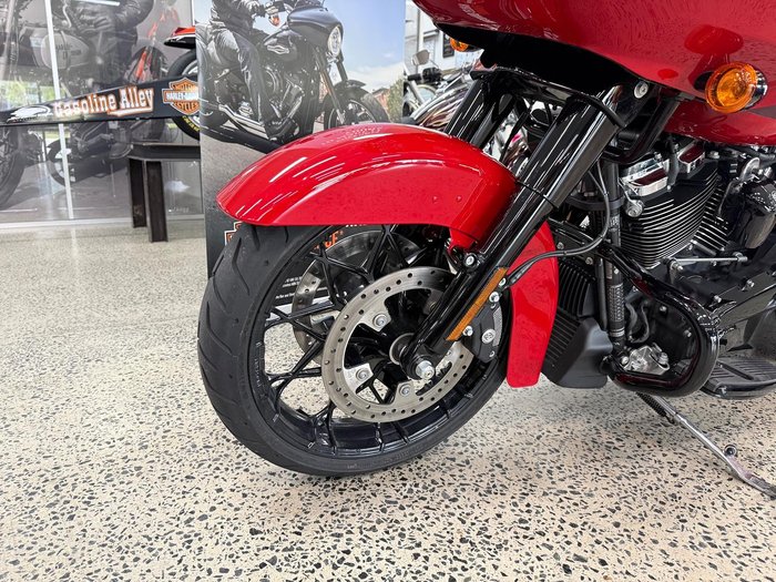 2022 Harley-Davidson Road Glide Special 114 (FLTRXS) Touring Red
