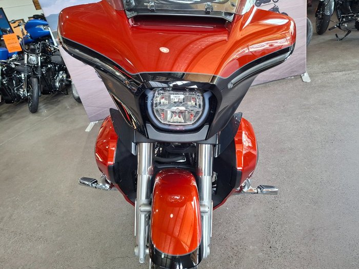 2025 HARLEY-DAVIDSON FLHXU STREET GLIDE ULTRA (117)