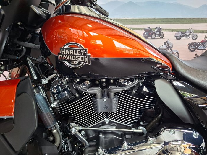 2025 HARLEY-DAVIDSON FLHXU STREET GLIDE ULTRA (117)