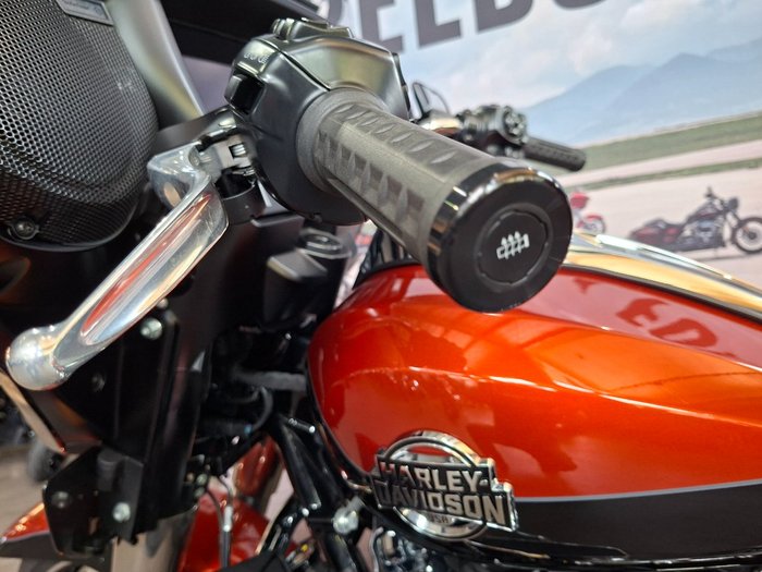 2025 HARLEY-DAVIDSON FLHXU STREET GLIDE ULTRA (117)