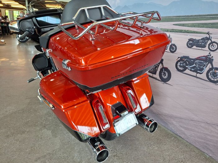 2025 HARLEY-DAVIDSON FLHXU STREET GLIDE ULTRA (117)