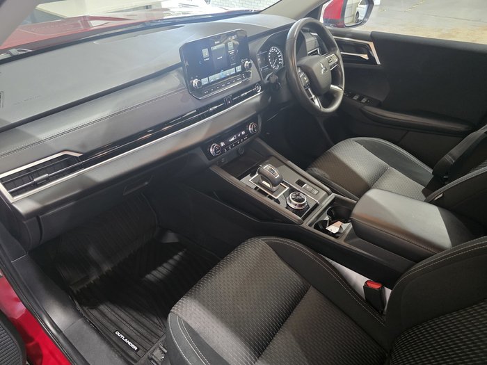 2021 Mitsubishi Outlander ES