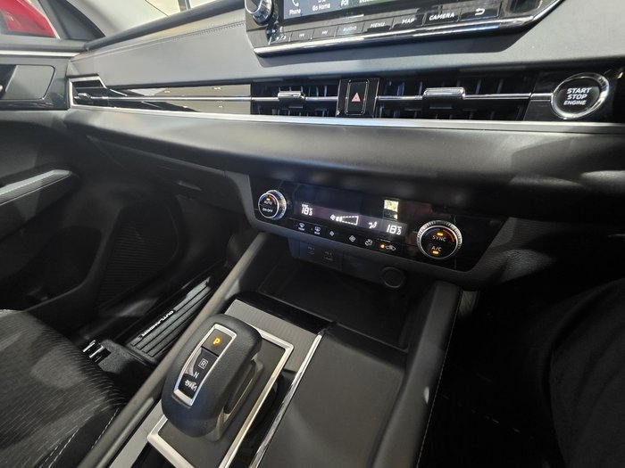 2021 Mitsubishi Outlander ES