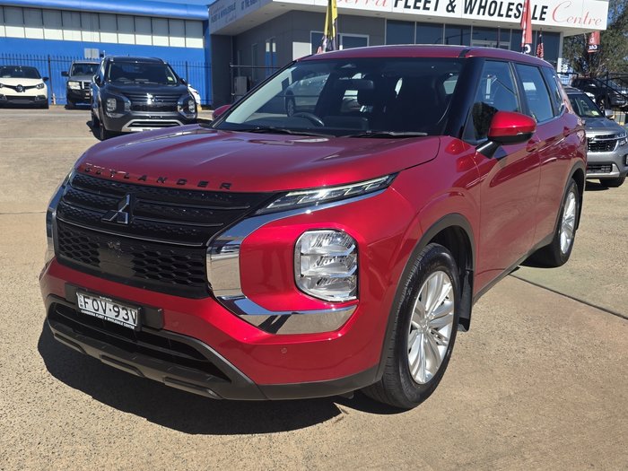 2021 Mitsubishi Outlander ES