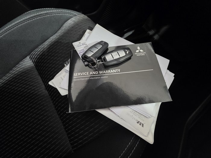 2021 Mitsubishi Outlander ES