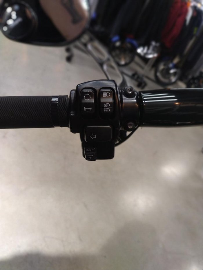 2016 Harley-Davidson Softail Slim (FLS) Softail Black