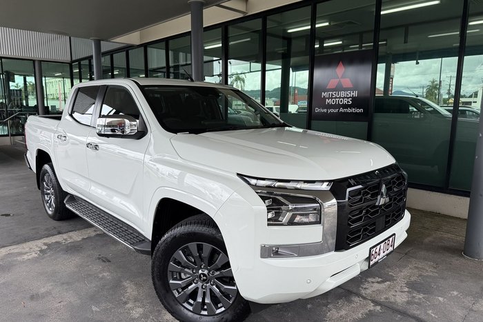 2025 Mitsubishi Triton GLS