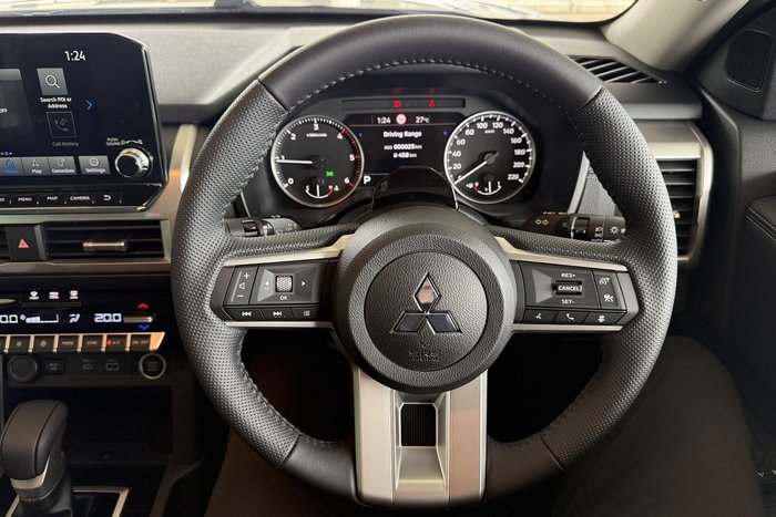 2025 Mitsubishi Triton GLS