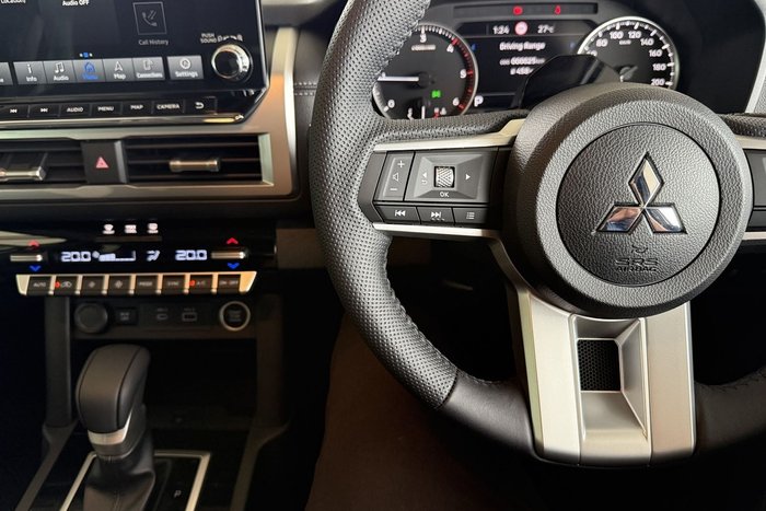 2025 Mitsubishi Triton GLS