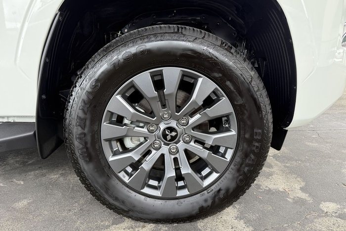 2025 Mitsubishi Triton GLS