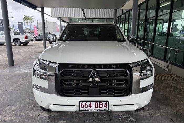 2025 Mitsubishi Triton GLS