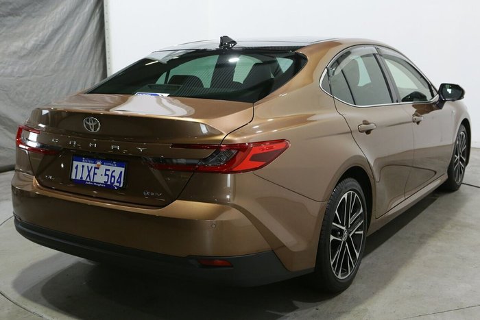 2025 Toyota Camry SL