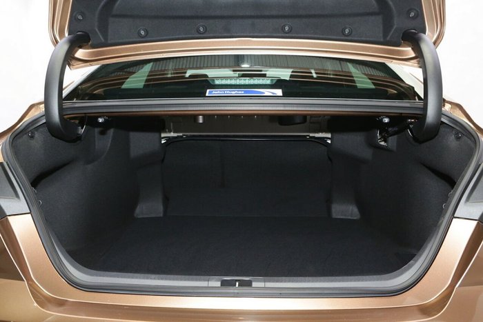 2025 Toyota Camry SL