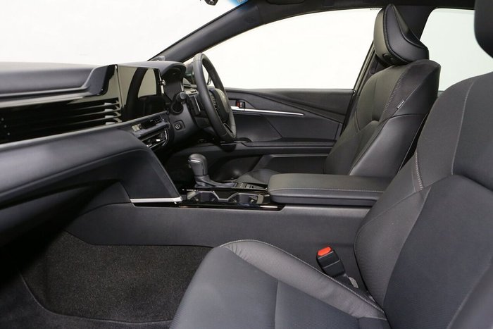 2025 Toyota Camry SL