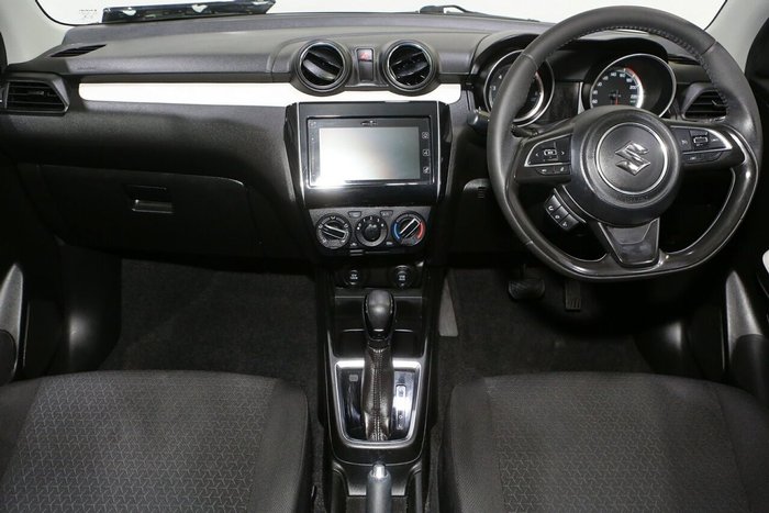 2017 Suzuki Swift GL Navigator