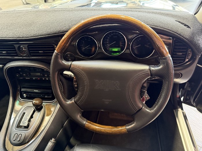 1999 Jaguar XJR