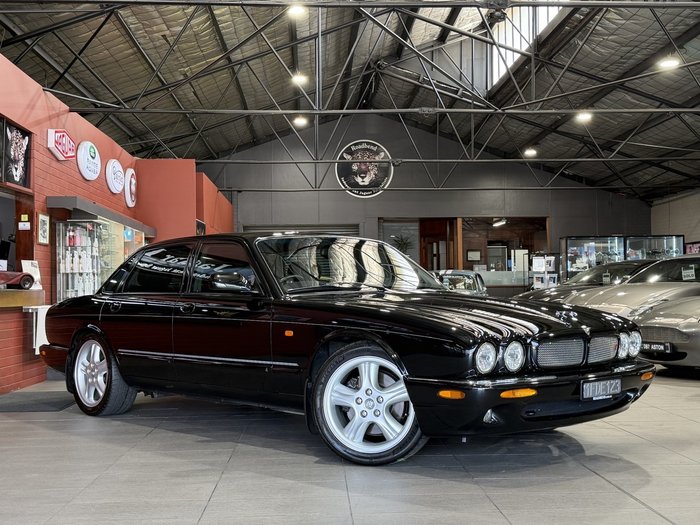 1999 Jaguar XJR