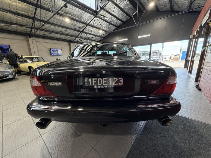 1999 Jaguar XJR