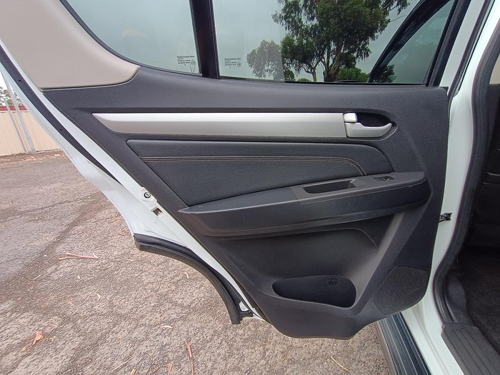 2014 Isuzu MU-X LS-T MY14 4X4 Dual Range Silky White