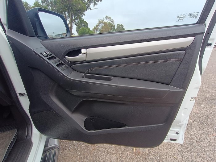 2014 Isuzu MU-X LS-T MY14 4X4 Dual Range Silky White