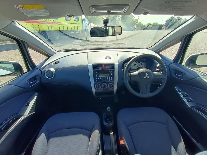 2007 Mitsubishi Colt LS RG MY07 White