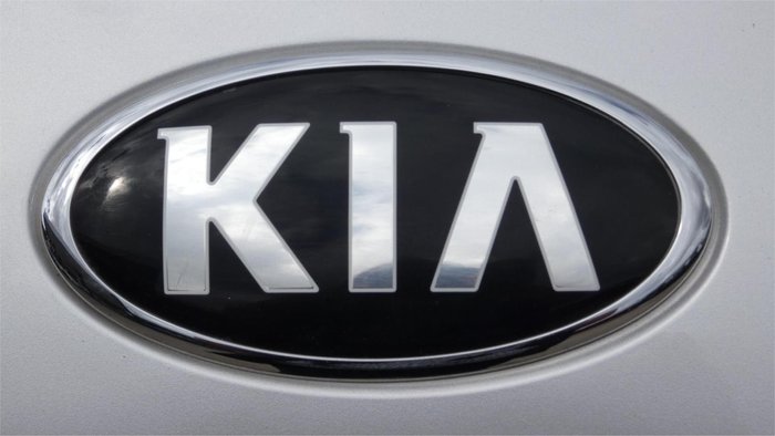 2018 Kia Carnival S YP MY19 Silky Silver