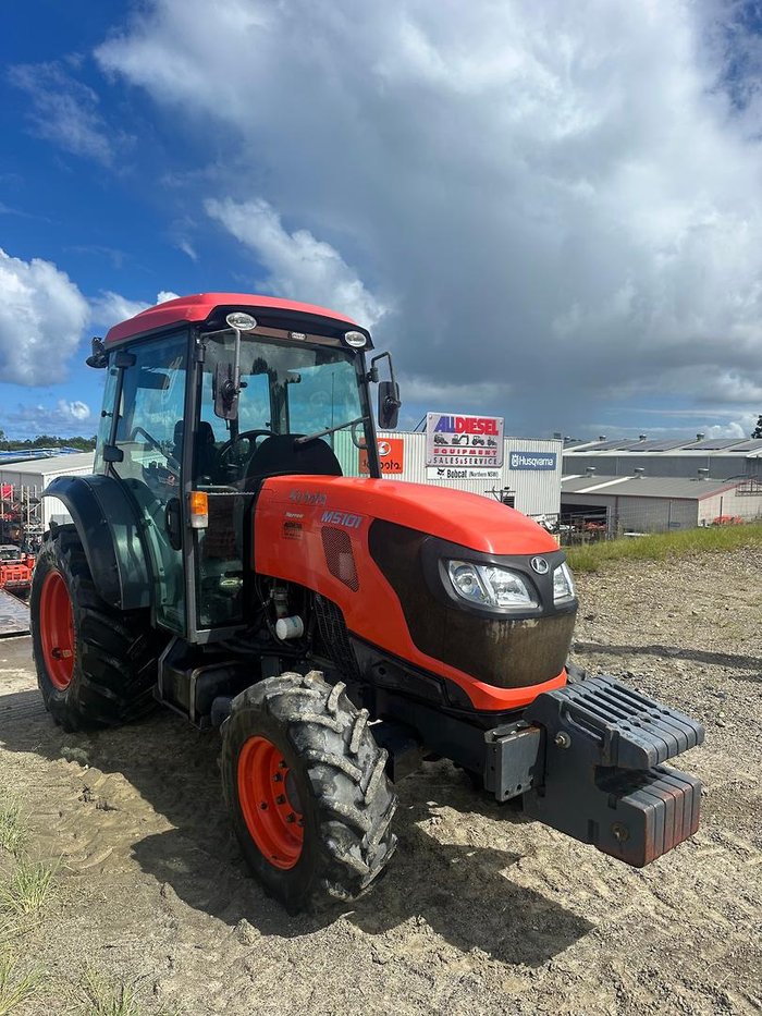 2023 Kubota M5101dhcn-Ds