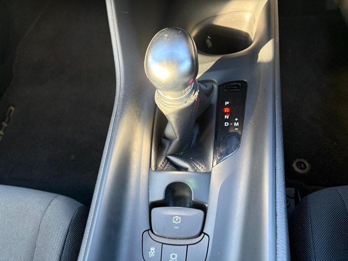 2023 Toyota C-HR GXL