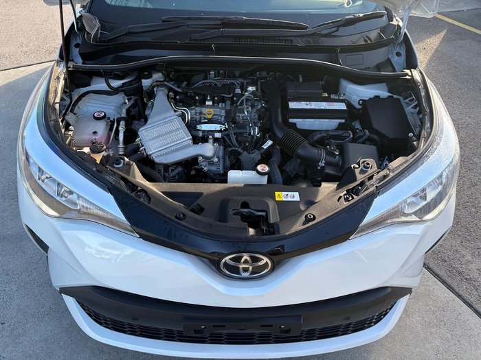 2023 Toyota C-HR GXL