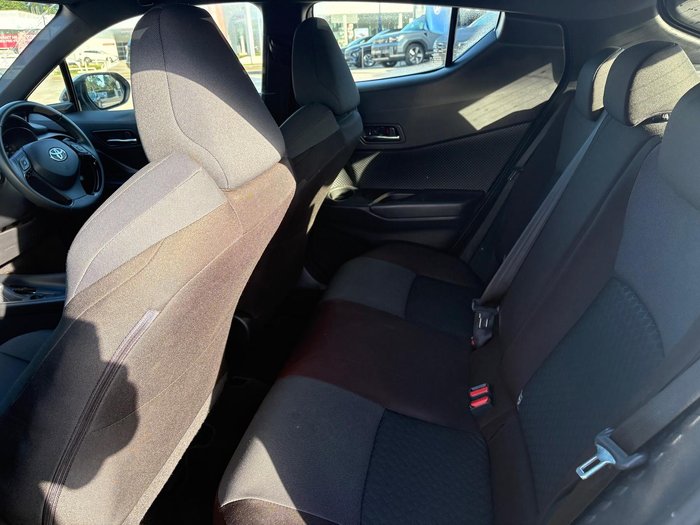 2023 Toyota C-HR GXL