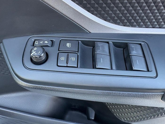 2023 Toyota C-HR GXL