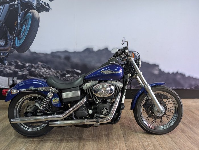 2006 HARLEY-DAVIDSON FXDBI DYNA STREET BOB BLUE