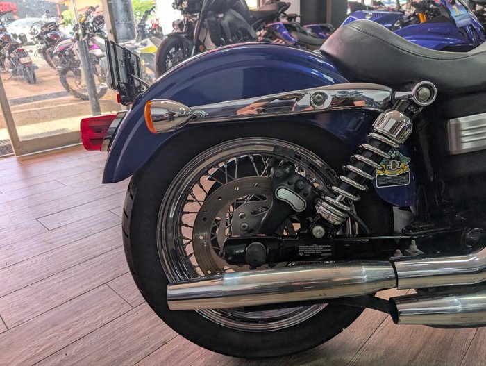 2006 HARLEY-DAVIDSON FXDBI DYNA STREET BOB BLUE