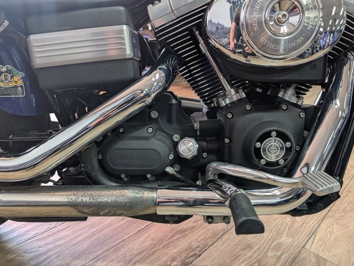 2006 HARLEY-DAVIDSON FXDBI DYNA STREET BOB BLUE