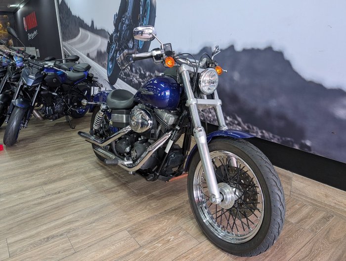 2006 HARLEY-DAVIDSON FXDBI DYNA STREET BOB BLUE