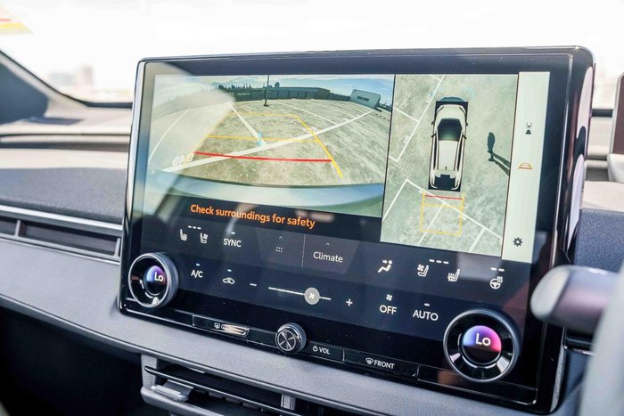 2025 Subaru Solterra AWD Touring