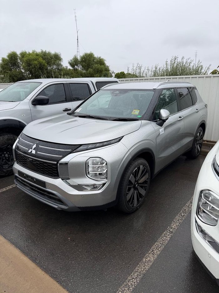 2025 Mitsubishi Outlander