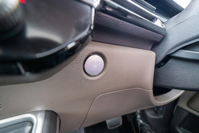 2024 Kia Carnival GT-Line HEV