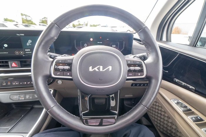 2024 Kia Carnival GT-Line HEV