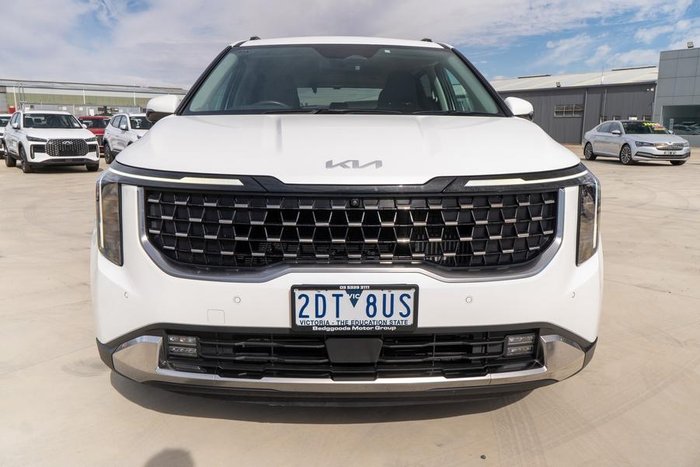 2024 Kia Carnival GT-Line HEV