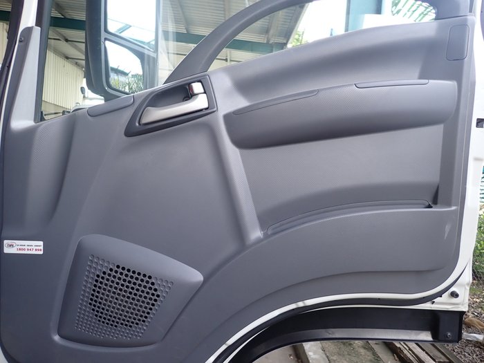 2017 ISUZU FSR 140-260