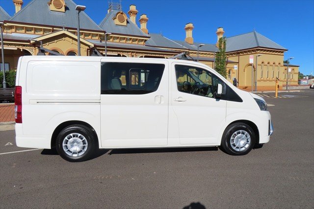 2019 Toyota Hiace