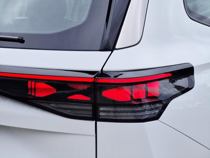 2025 Volkswagen Tayron 110TSI Life R4 MY25 Pure White