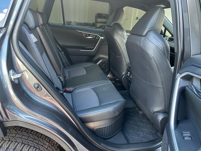 2024 Toyota RAV4 XSE